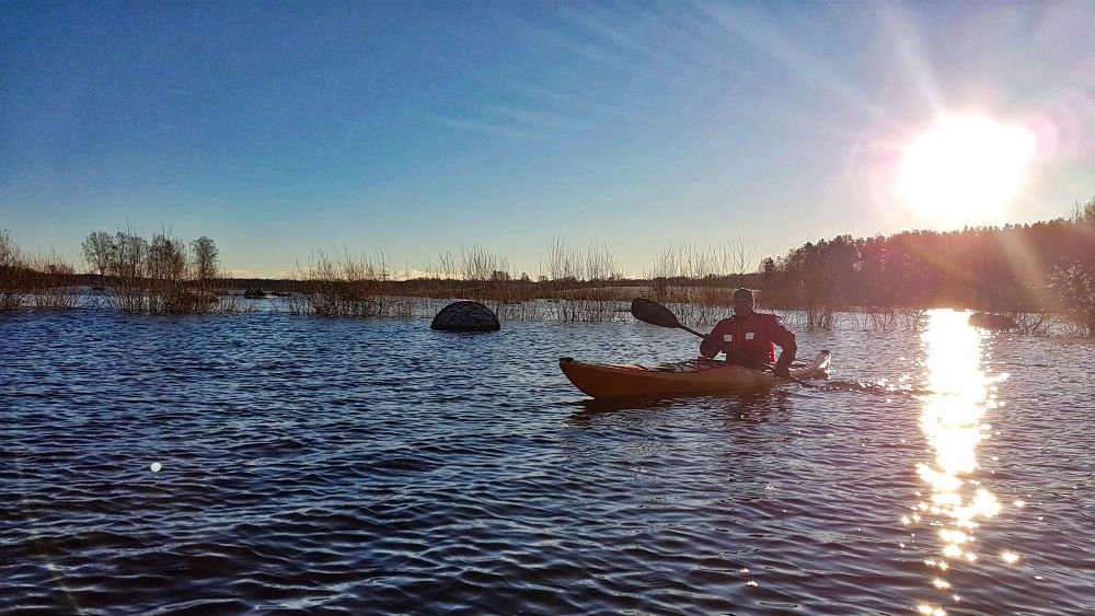 Winter kayaking _ Travel to Latvia _ Dviete Floodplain _ ESCAPERIES